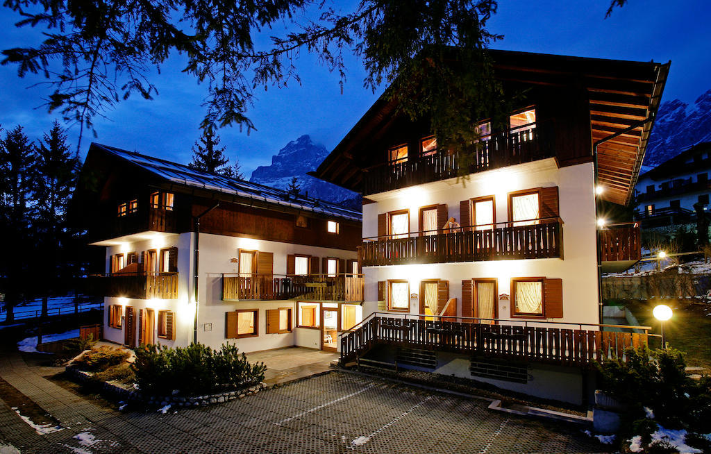 Residence Penie San Vito di Cadore Luaran gambar